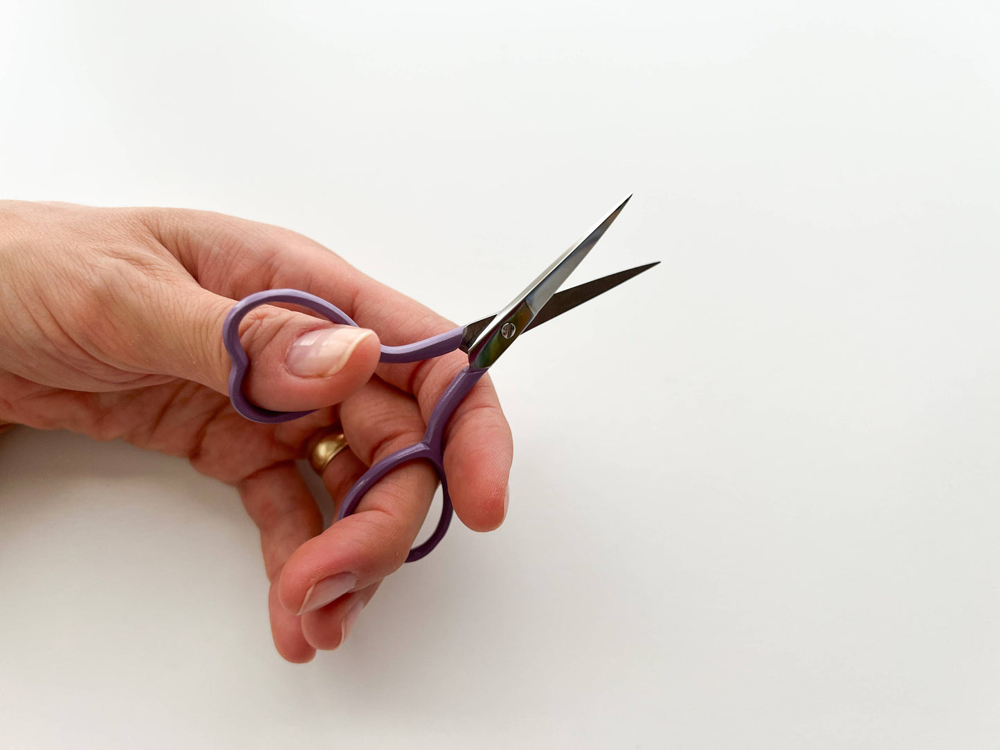 Heart embroidery scissors, small sewing scissors