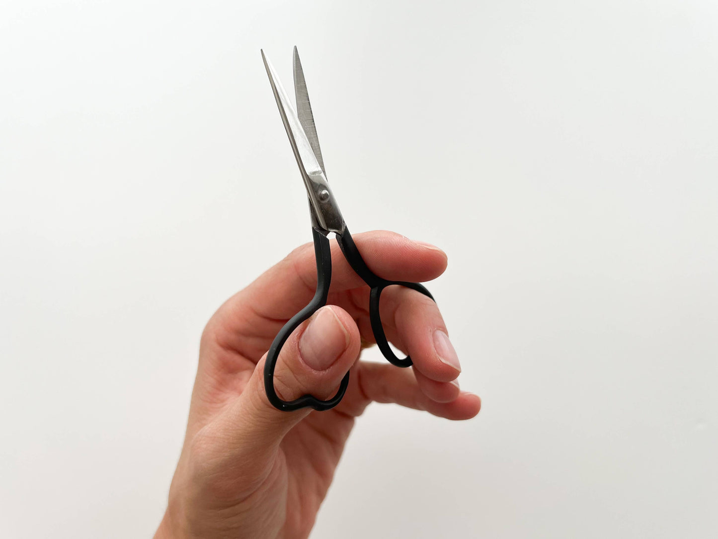 Heart embroidery scissors, small sewing scissors