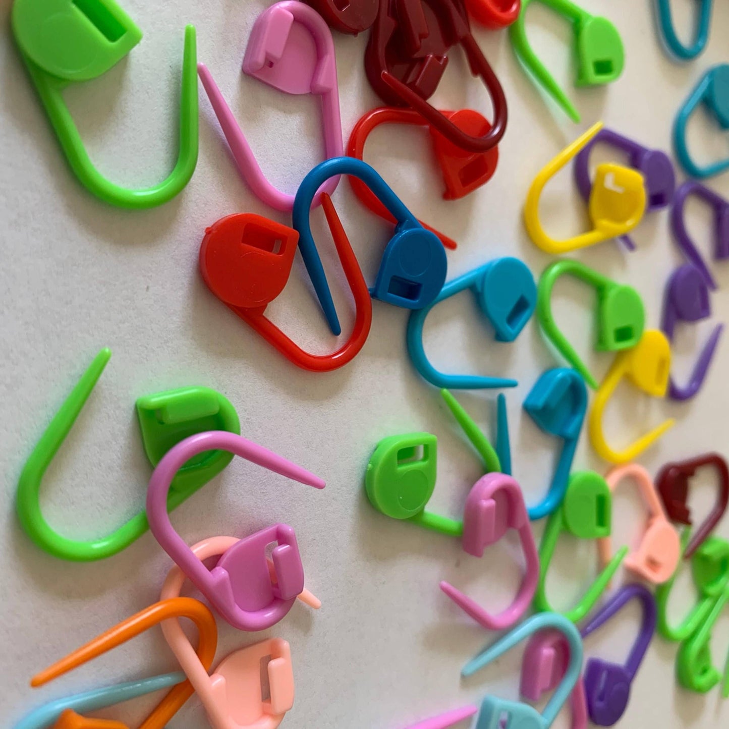 Crochet Knitting Plastic Markers, Plastic Safety Pin, Stitch